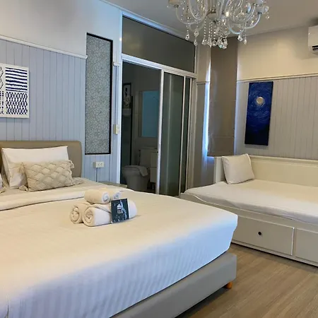 La Riva Boutique Hotel Kamphaeng Phet Exterior photo