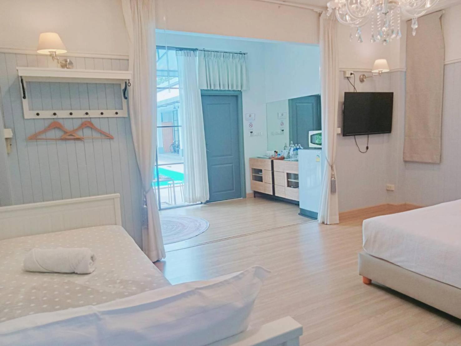 La Riva Boutique Tempat peranginan Kamphaeng Phet