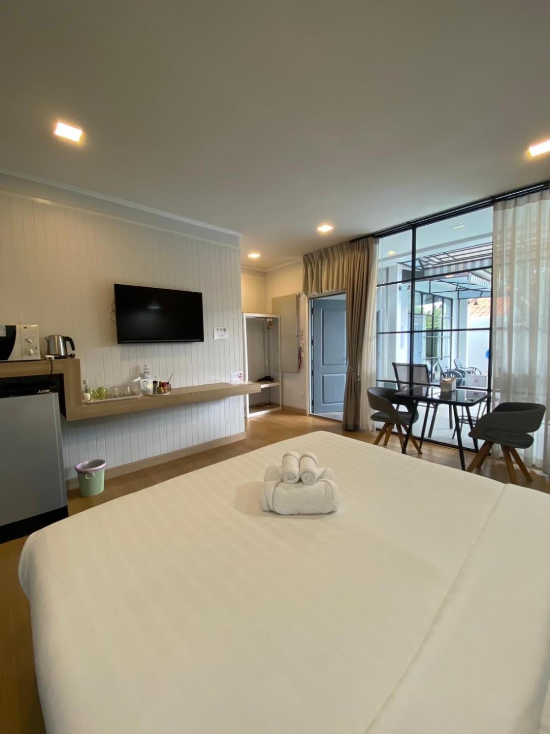 La Riva Boutique 4*