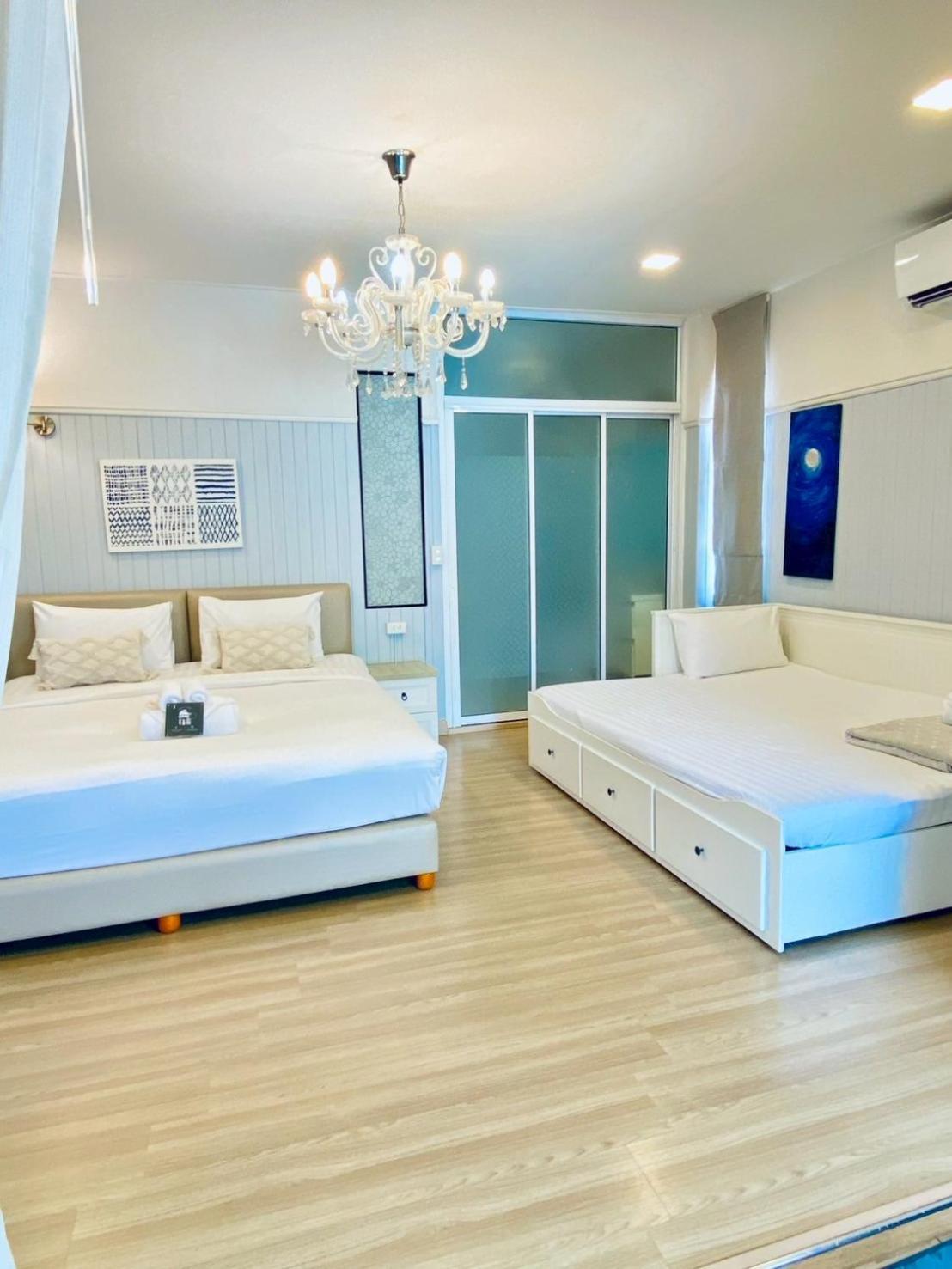 La Riva Boutique Kamphaeng Phet