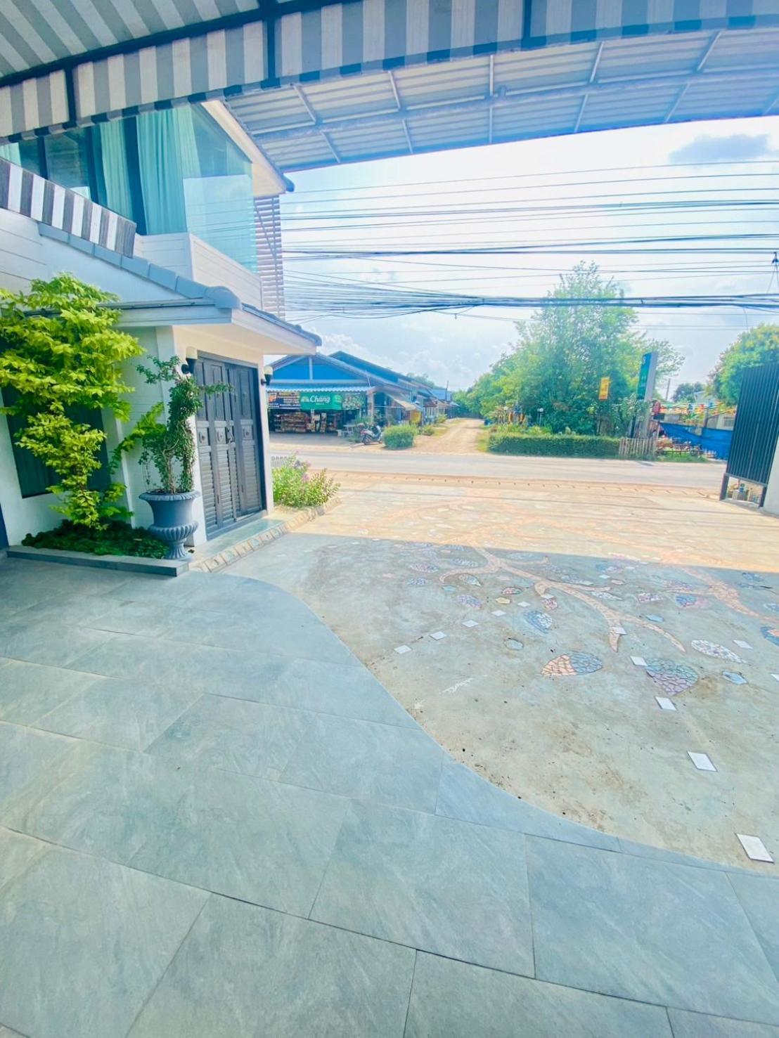 ลา ริว่า บูติคโฮเต็ล 4* กำแพงเพชร